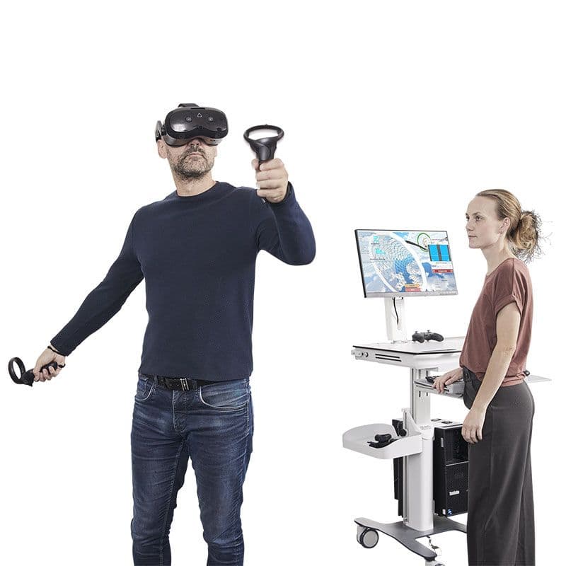 Male-patient-and-clincian-computer.jpg